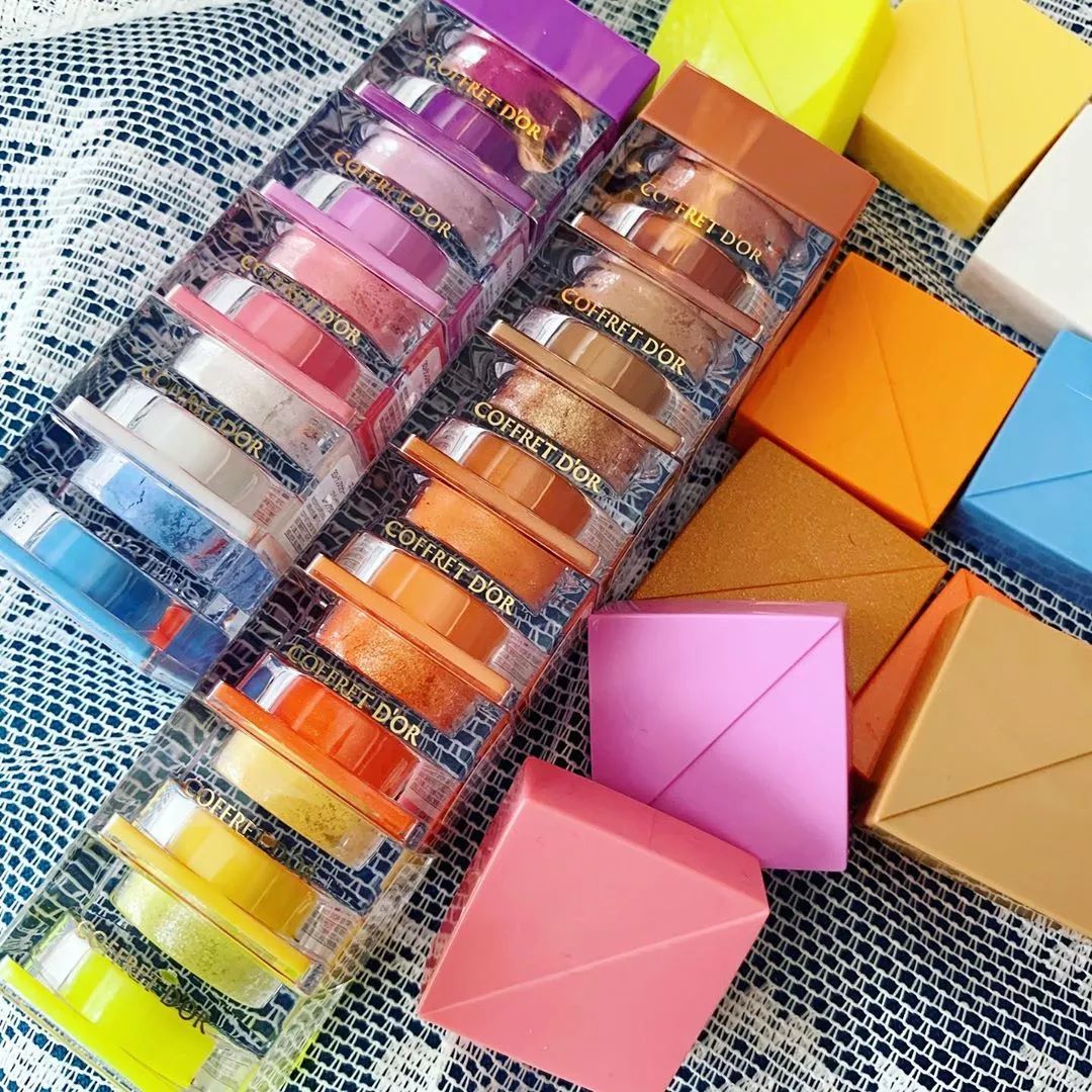 2019秋冬最值得入手的眼影盘,19年最值得入手的眼影