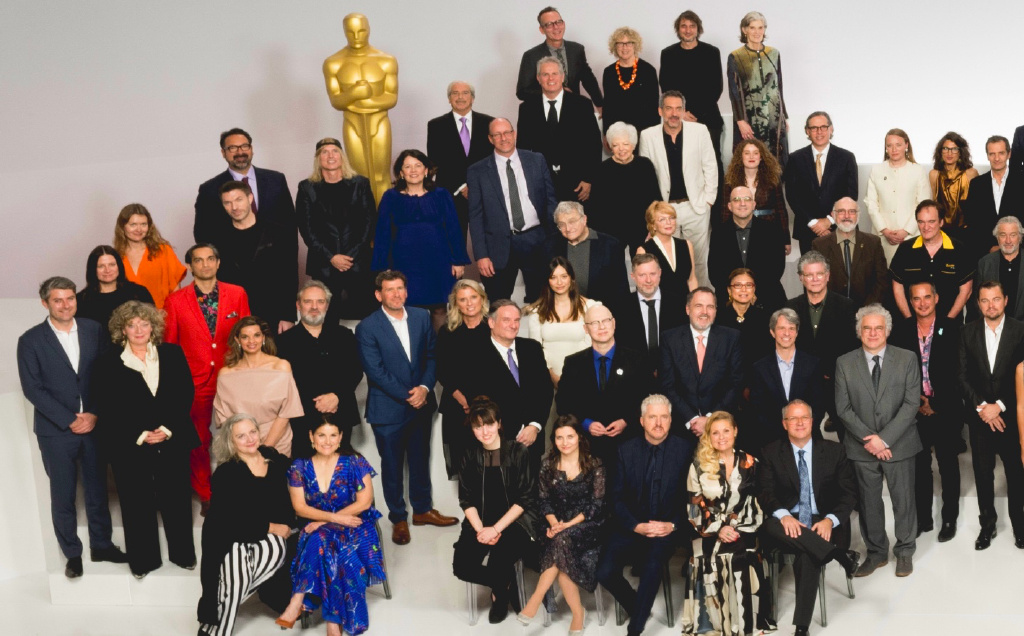 淘气大黄蜂原视频,淘气大黄蜂