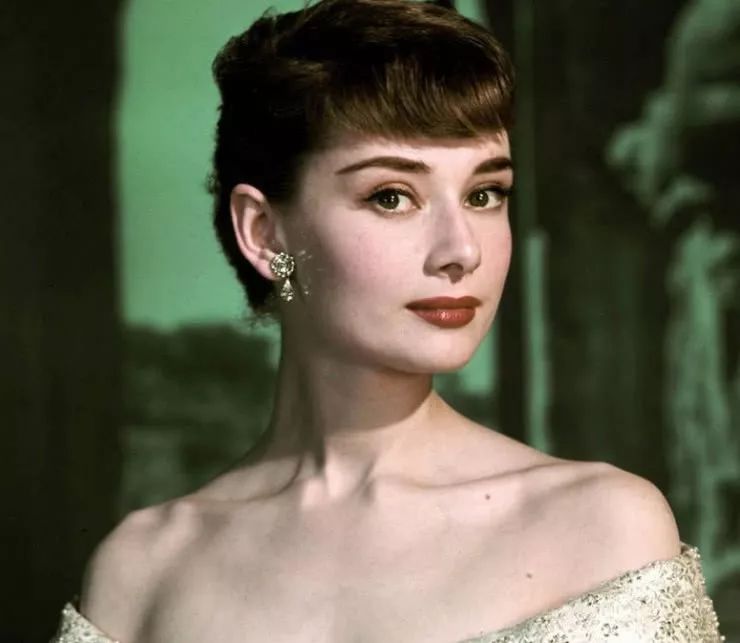 鍋囨湡鎮勬倓鍙樼編鍙樼櫧,濡備綍鍥藉簡鍋囨湡鎮勬倓鍙樼編