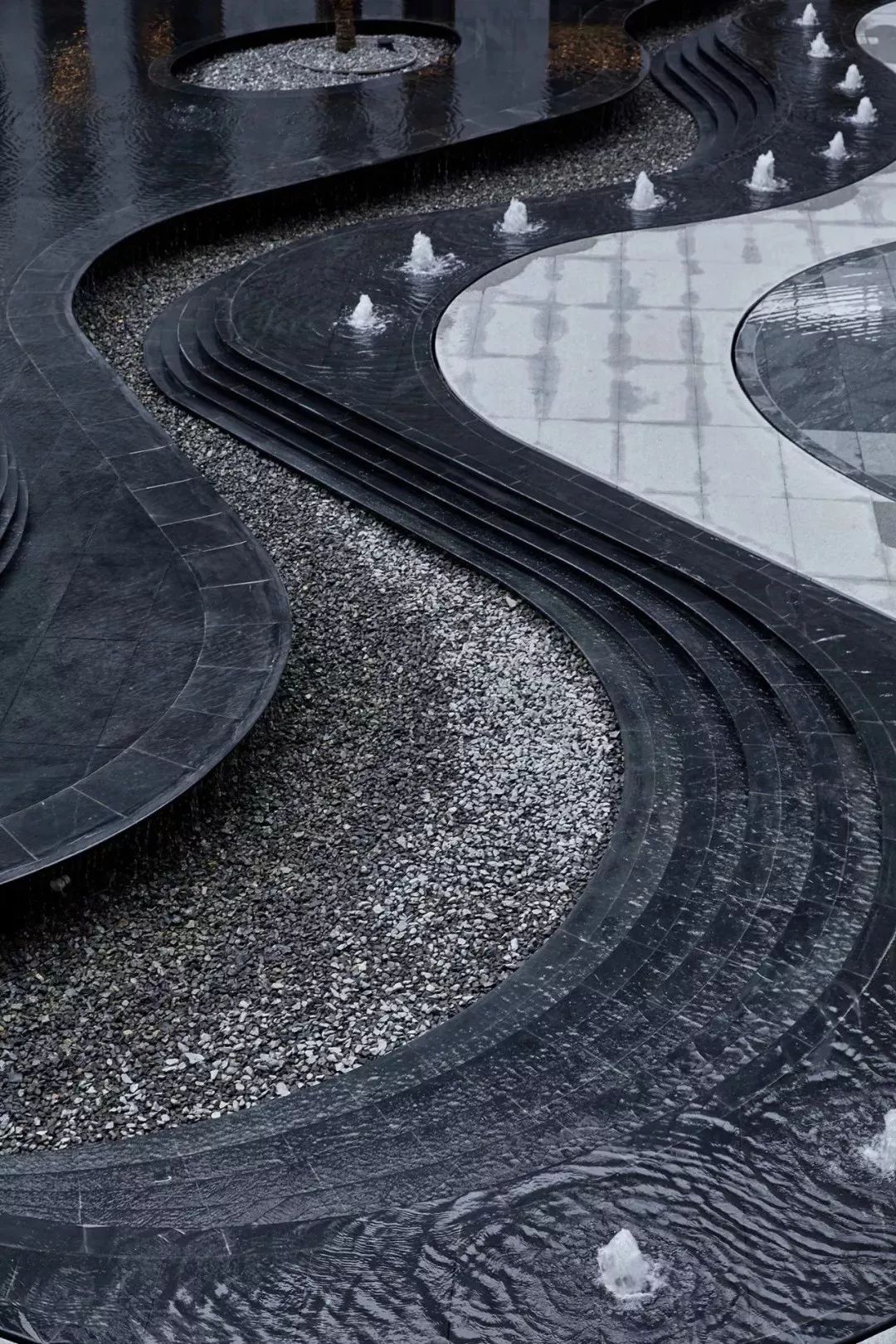 流线型设计的美感,流线景观造型