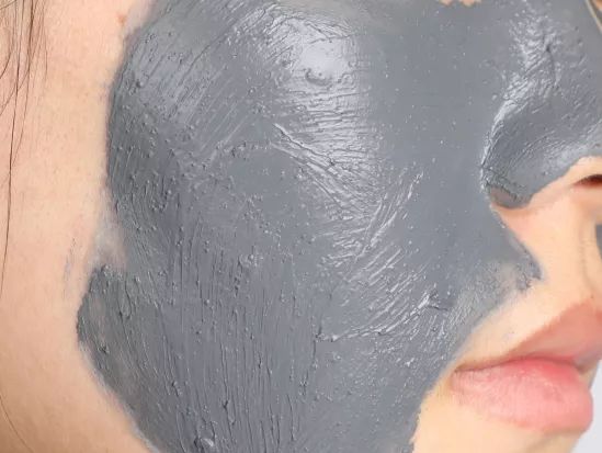 洗劫了编辑部后才发现，她们的面膜都这么好用