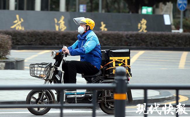 辛苦在前线的人员,辛苦在外的工作人员们