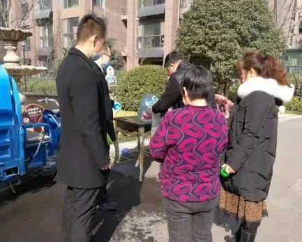 疫情防控小区物业暖心,疫情下给我们小区物业点赞