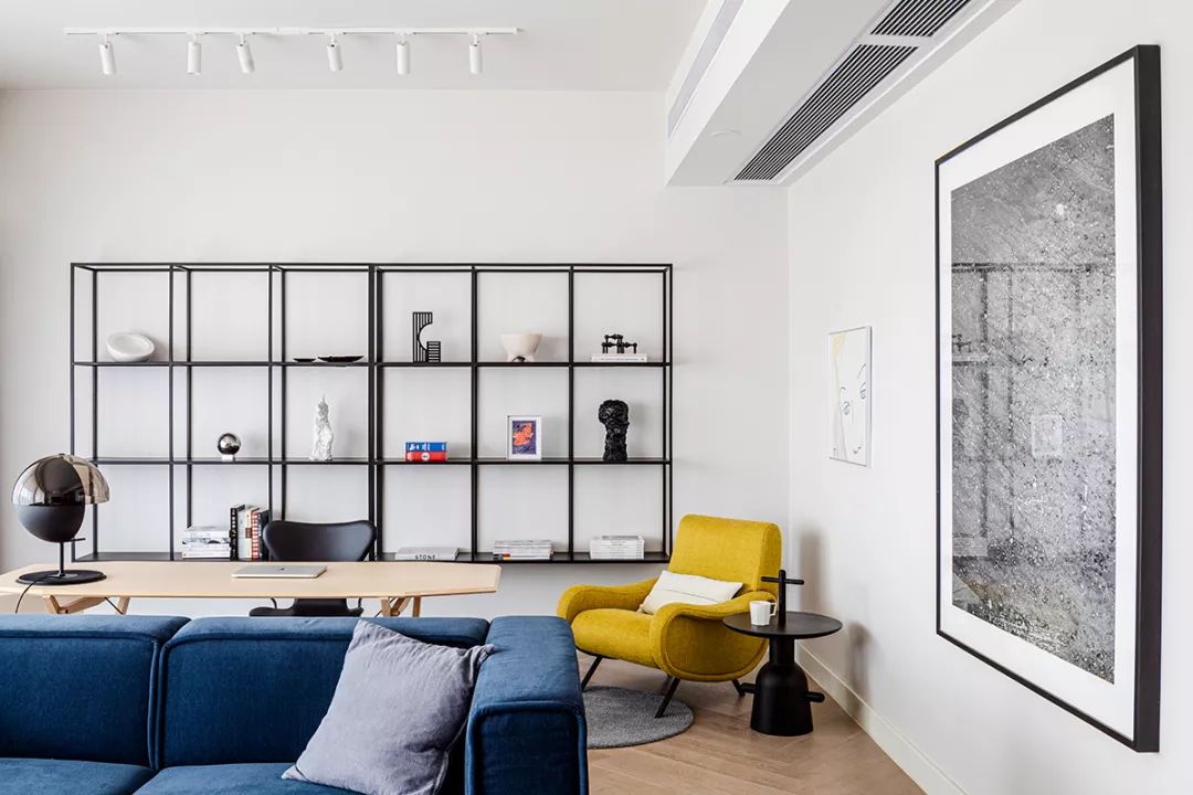 她以“潮汐”为灵感创造了一个家，将看似无形的爱说到尽兴