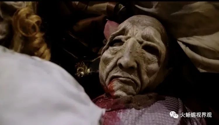 这个尸堆满地的舞台是否满足你对“血腥混乱美学”的全部想象？