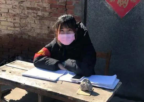 唐山市遵化市志愿者,遵化村口志愿者