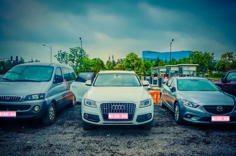 奥迪Q5的性价比如何,奥迪q5排量3.2值得购买吗