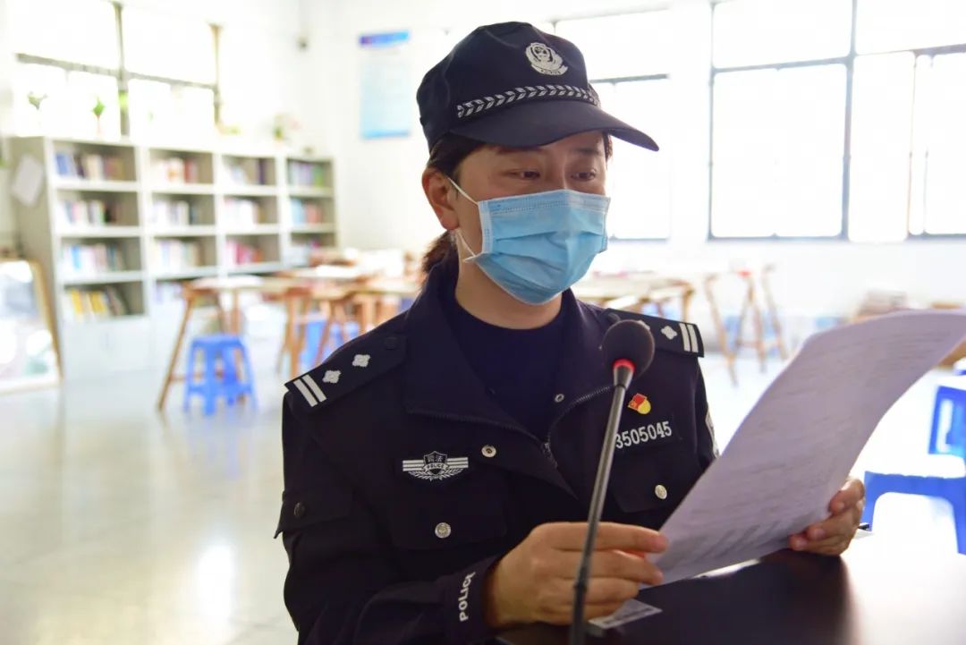 战疫里的力量,战疫前线他们用身躯筑牢防控防线