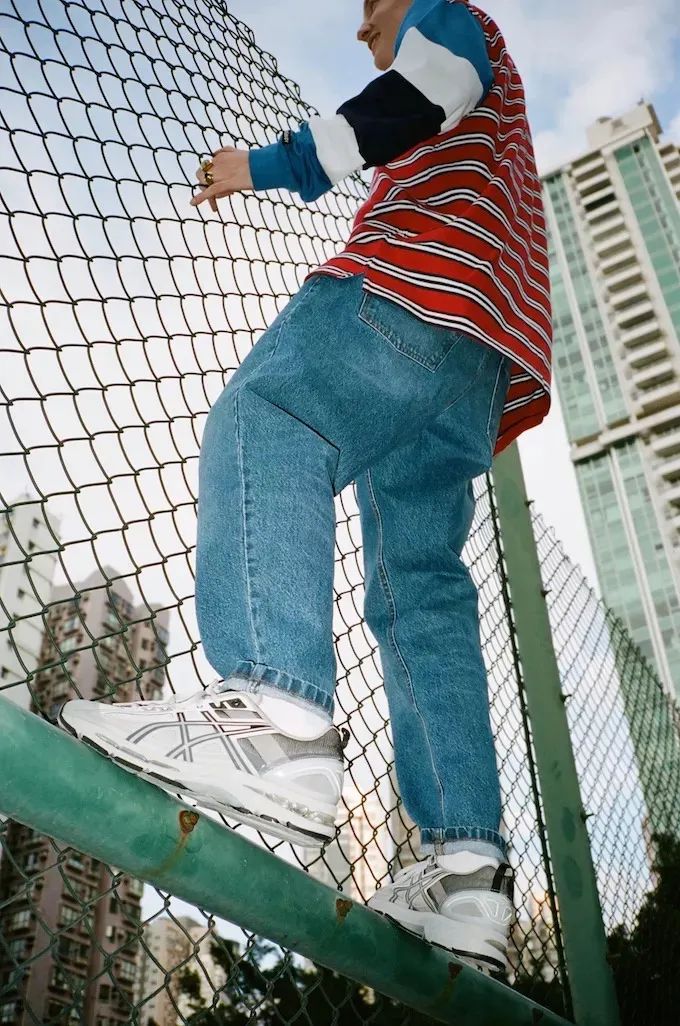 穿了两只不同鞋子发朋友圈,发现时髦的女人都在穿这3双鞋