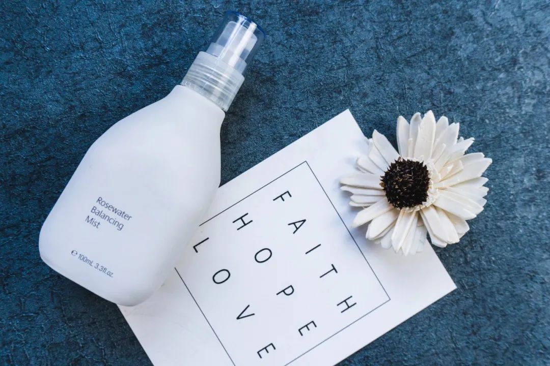 哈哈一笑烦恼全消的句子,26个幽默小短句哈哈一笑烦恼全消