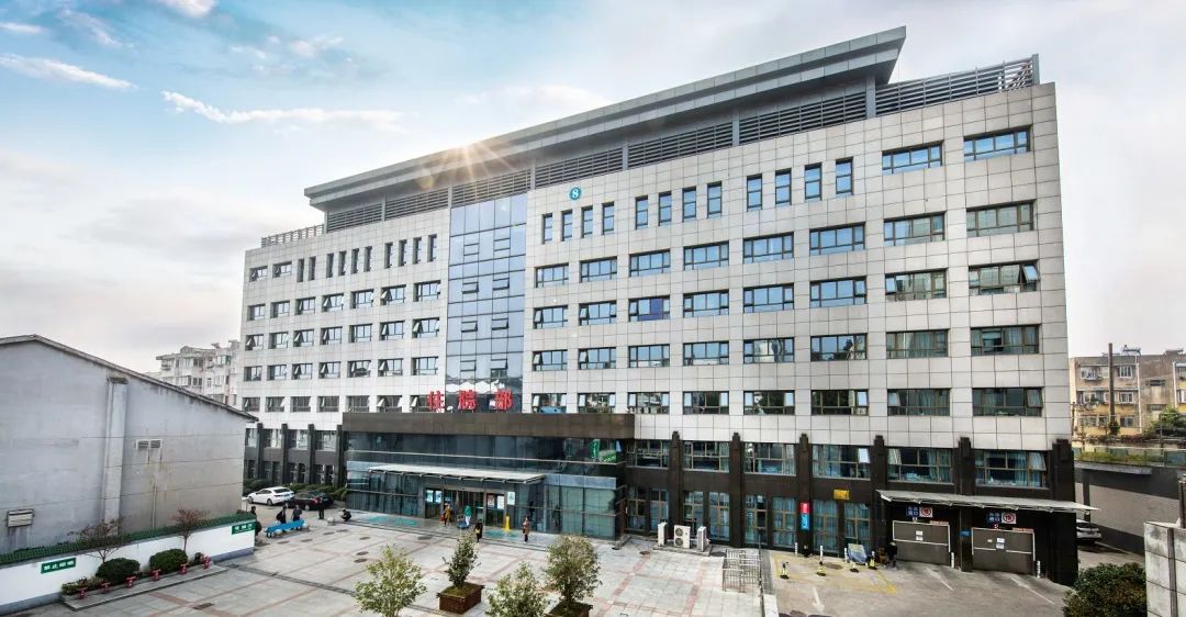 南京医院恢复通知最新,南京门诊部全面停诊的通知