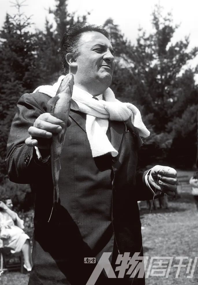 费里尼将梦糅进现实的魔法师|封面人物