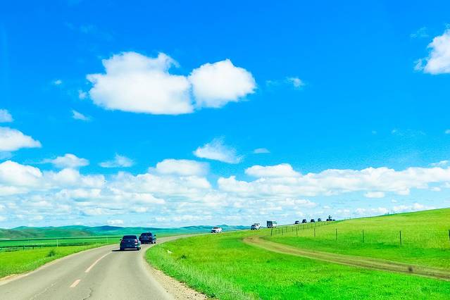 欢迎你来呼伦贝尔大草原,为你而来新疆歌曲拼音