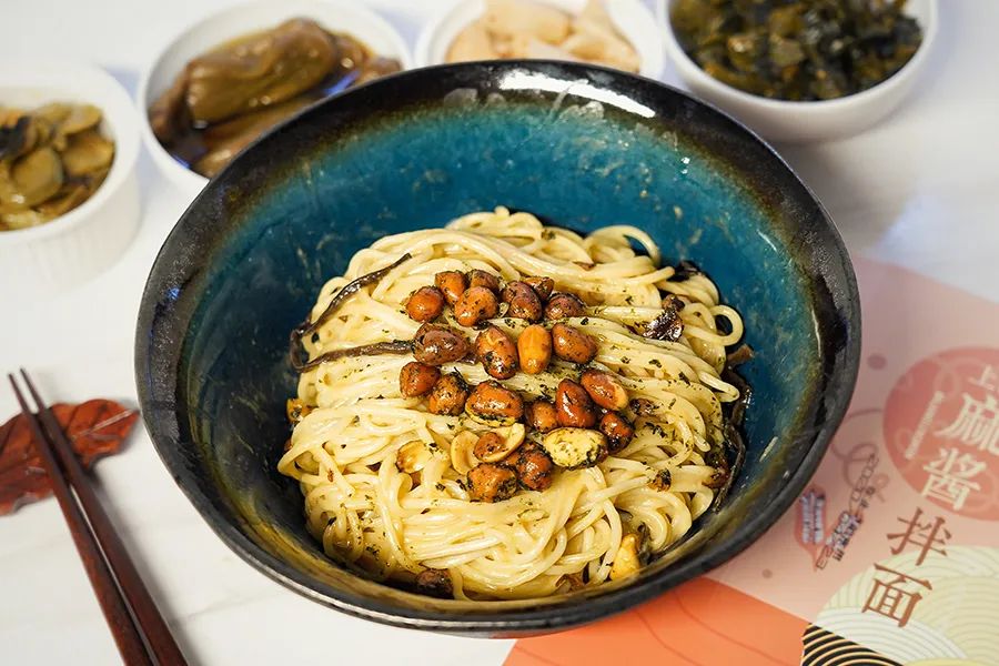 请了百万设计师的沈大成网店，我吃了个通关