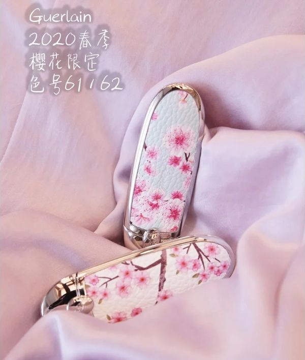 武大樱花雨现场,武大樱花周日还有票吗