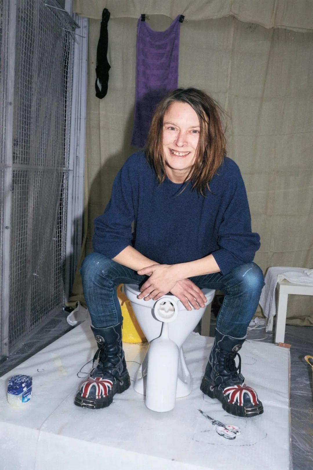 明星、超模都自愿素颜甚至裸体出镜，这位摄影大师究竟是谁？