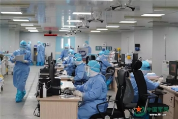 女儿问他何时凯旋,33年军龄的军医用一句唐诗回复……