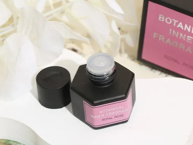 抗菌效果高达99.99%！滴在*裤内**上的香水，去除异味，还能辅助抑菌