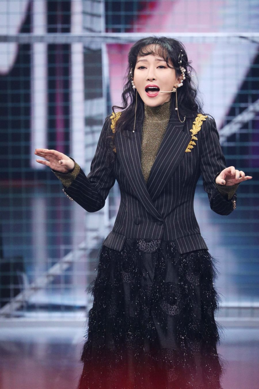 华晨宇尚雯婕合唱,周深评价萨顶顶华晨宇