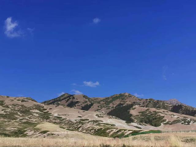 南北疆深度环线8日游,南北疆30天旅游攻略