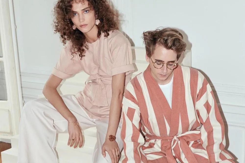 井柏然宝藏男孩,在解忧杂货店发现了宝藏男孩