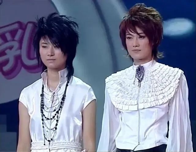 超女许飞尚雯婕王牌对王牌完整版,许飞超女拉票事件真改了吗