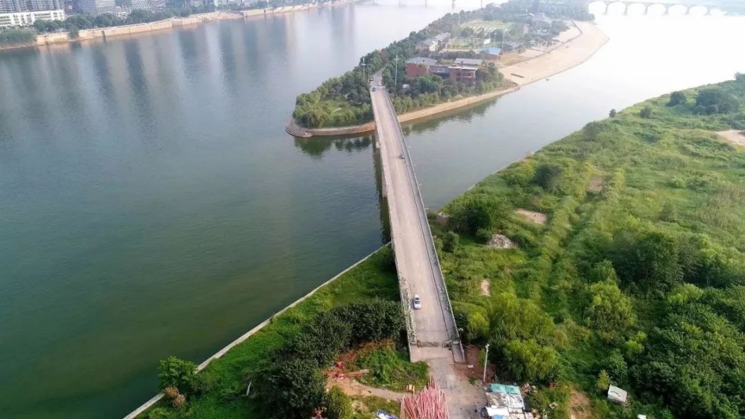 长沙橘子洲什么时候去人不多,长沙橘子洲值得去吗