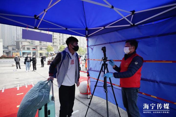 海高开学,海宁宏达高级中学新生开学