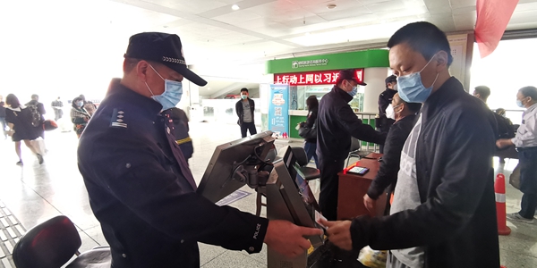 疫情不战不休,疫情防控不松懈投身防控一线