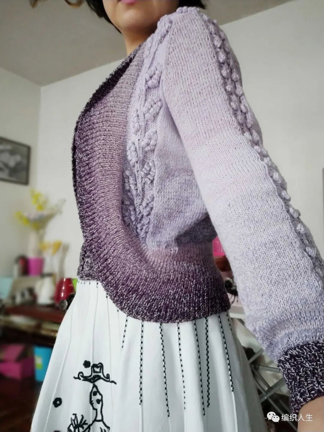 女士棒针圆摆长袖短开衫编织教程,针织吊带开衫两件套条纹绣花