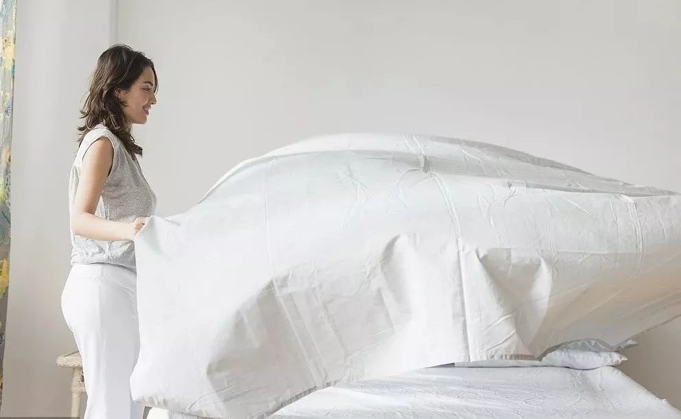 床上衣柜喷一喷，百万螨虫去光光，孕婴都能用的1分钟除螨神器