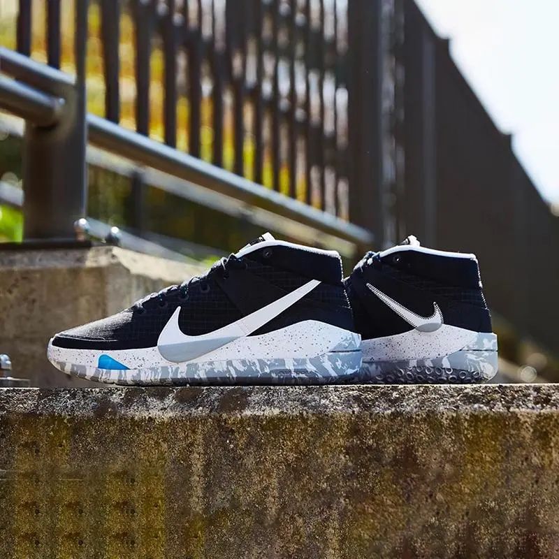 欧文六白黑金配色,黑色欧文6球鞋公认最好看的配色