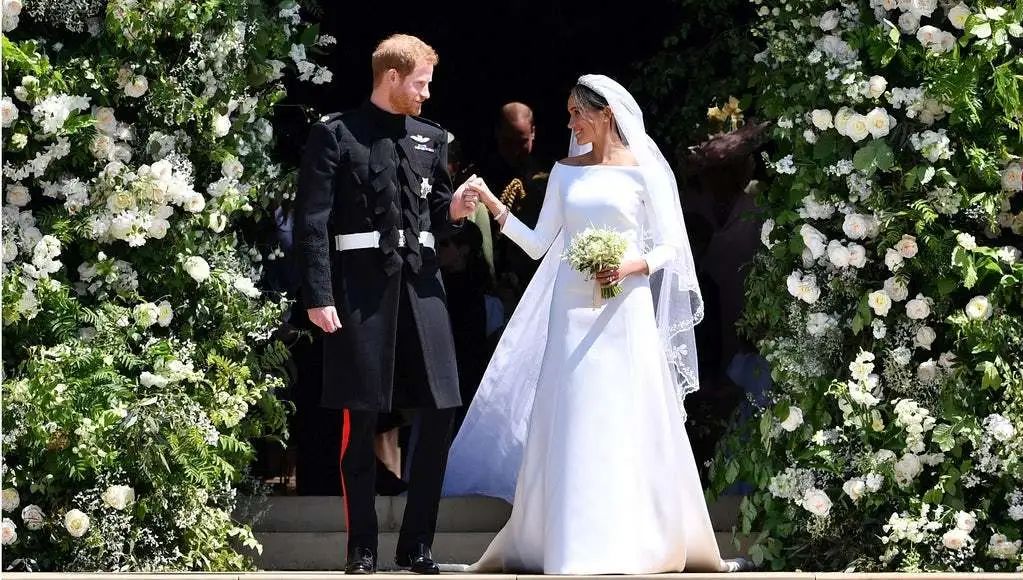 givenchy什么潮牌,givenchy高端时尚