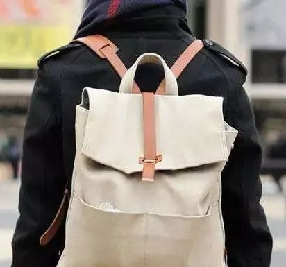 既能斜挎又能双肩背的背包推荐,可隐藏肩带的双肩背包