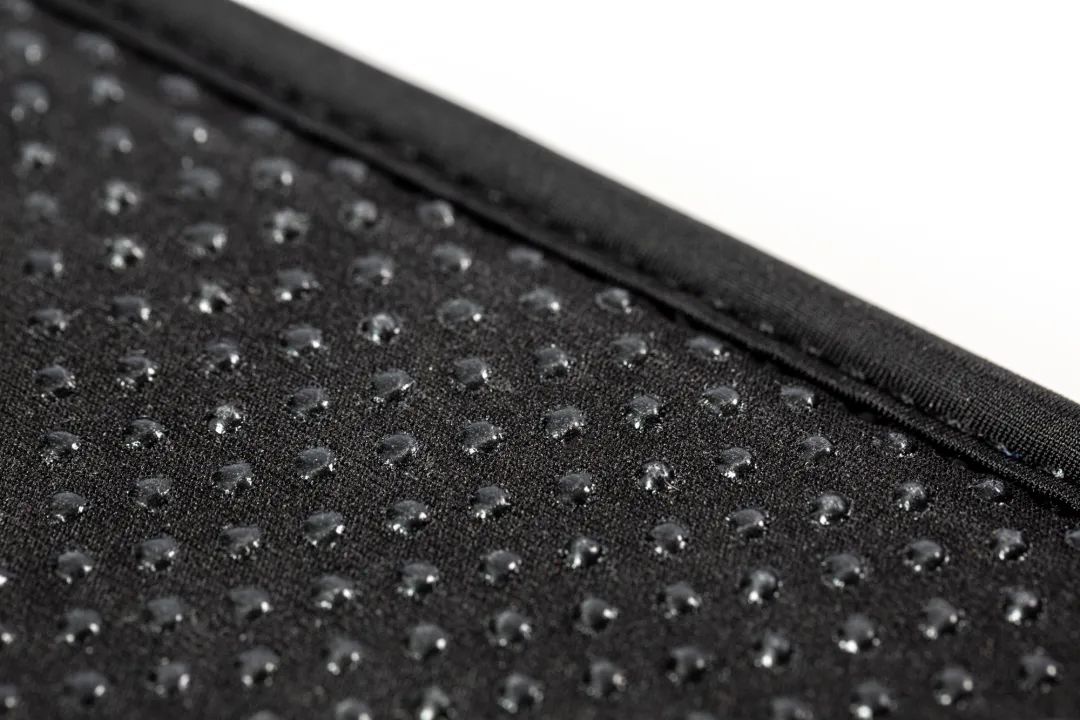 既能斜挎又能双肩背的背包推荐,可隐藏肩带的双肩背包