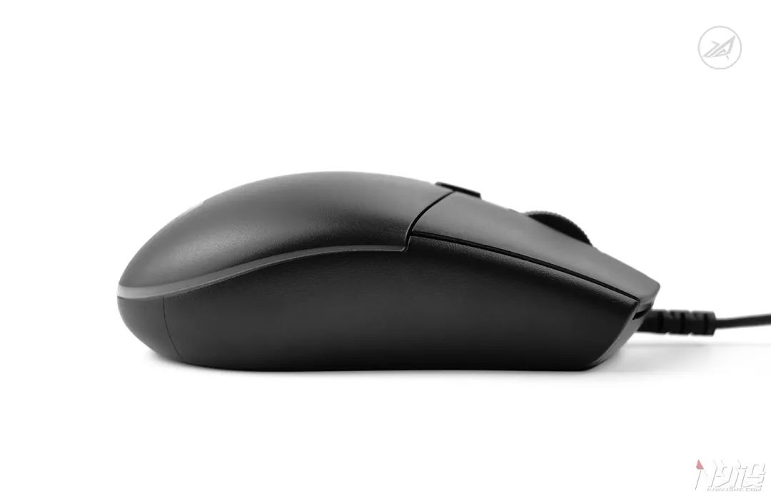 罗技g102鼠标哪个灯效好看,赛睿鼠标rval100和罗技g102