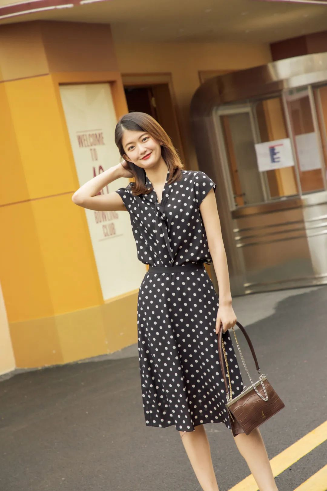 推广｜|长假还没来，我已经迫不及待穿上这条裙子了