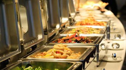 「温泉盛宴狂欢开启」只需28.1元！金水湾金水湾超大浴场两万平（单人洗浴+游泳），游玩旅行的快乐，内含洗浴，游泳，汗蒸，大屏观影