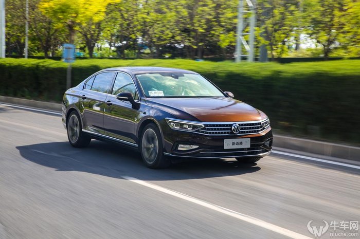 试驾新款大众迈腾380豪华版,大众迈腾380tsidsg旗舰型试驾