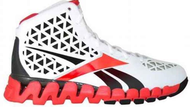 nba十大烂鞋,nba历史最伟大的75双球鞋