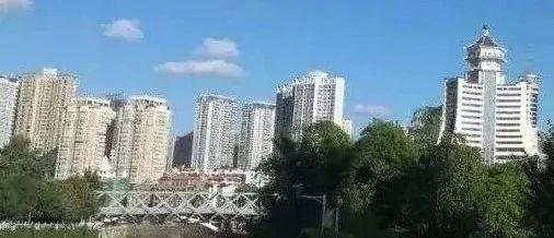 被这个常见物品刺了一下，女子住院1个月动了四次手术…