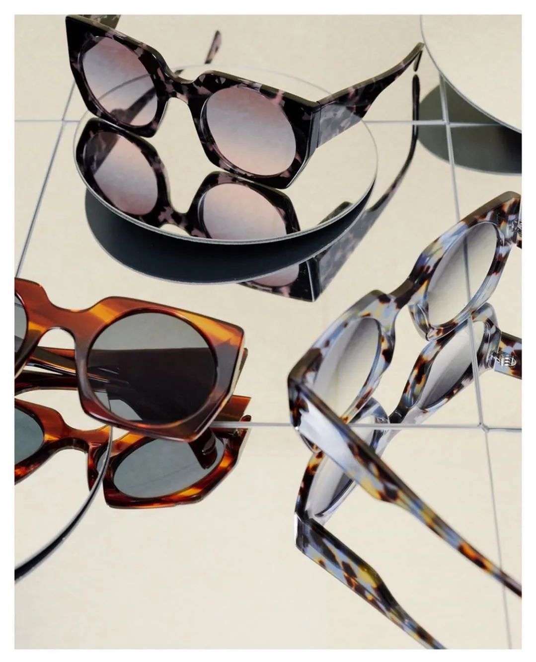 最流行的墨镜每年出一款,各大奢侈品牌墨镜同款推荐