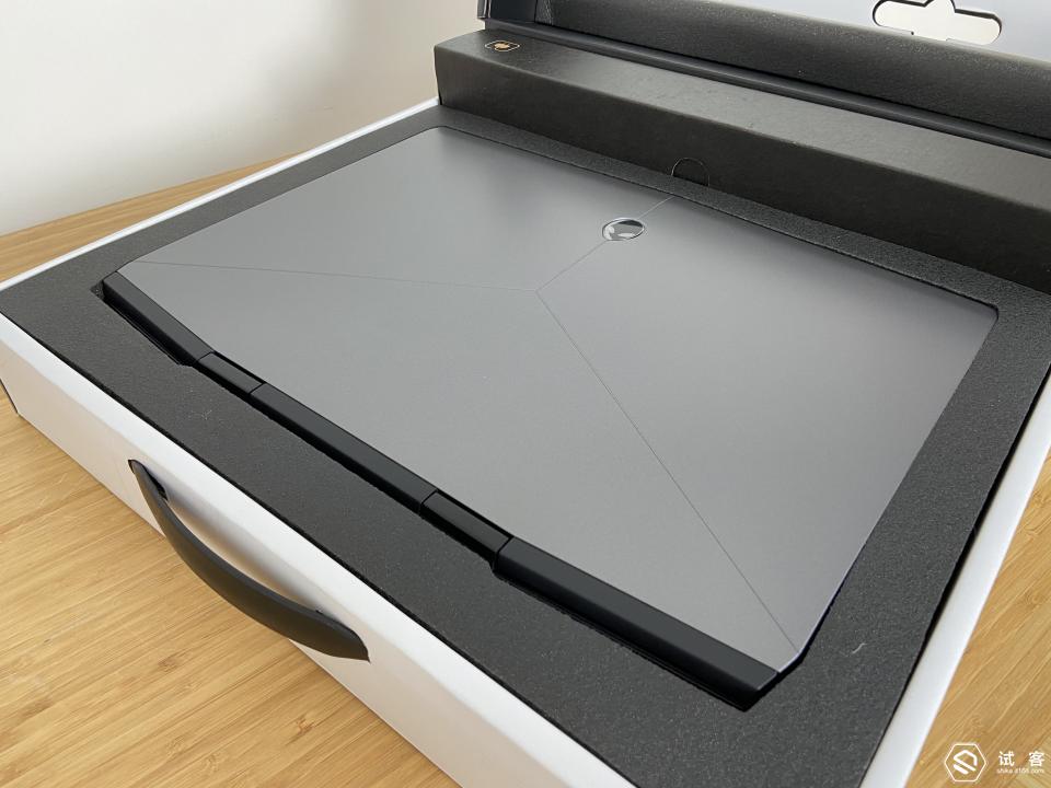 外星人m15r6轻薄游戏本多少钱,轻薄游戏本外星人m15