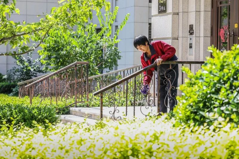 中储、中骏、雍鑫、碧桂园用爱做续，圆“白衣天使”筑家梦