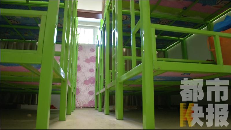 30平米住28个学生！西安一出租屋被转租成托管班，房东不知情