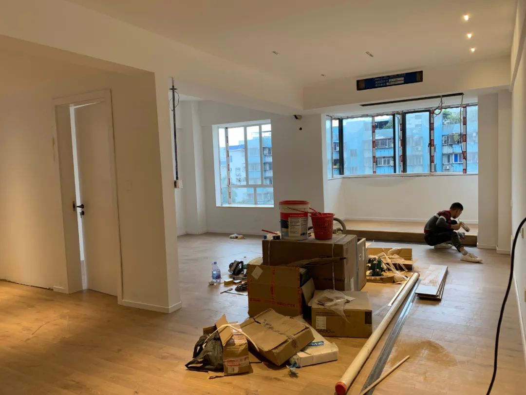 40平蜗居家装效果图,小户型卧室房间放浴缸设计