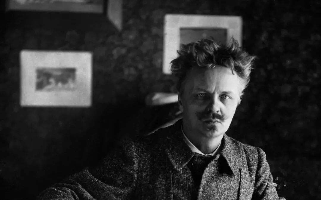 斯特林堡海上日落,斯特林城堡内部