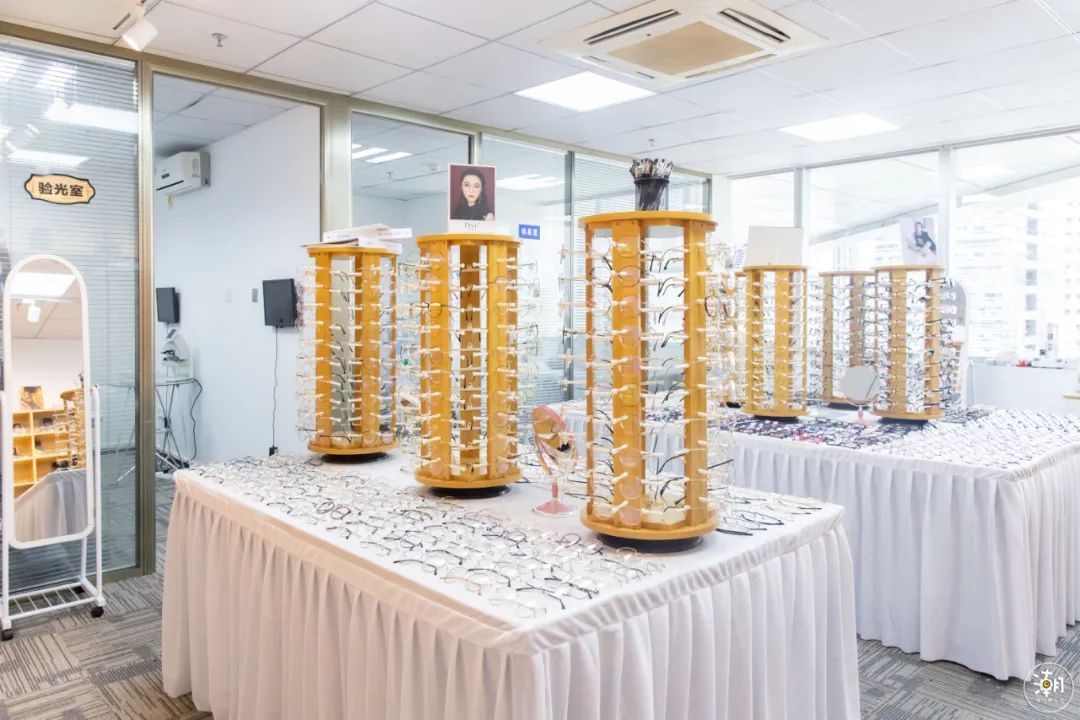 蔡司依视路镜片五折送镜框,蔡司依视路3.6折多少钱