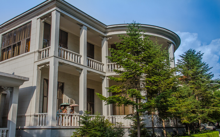 鞍山东山宾馆玉兰花,鞍钢东山宾馆预订