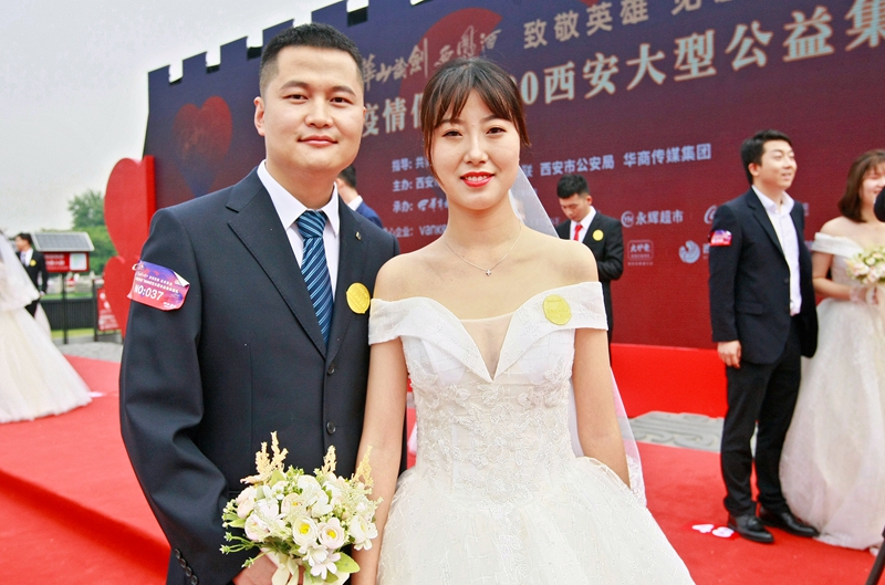 西安终于等到你“最美战疫情侣”520永宁门永结同心